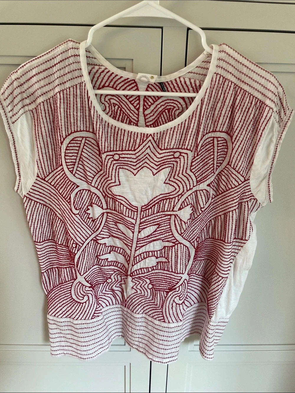 Anthropology, Akemi + Kim gorgeous  Sienna embroidered top